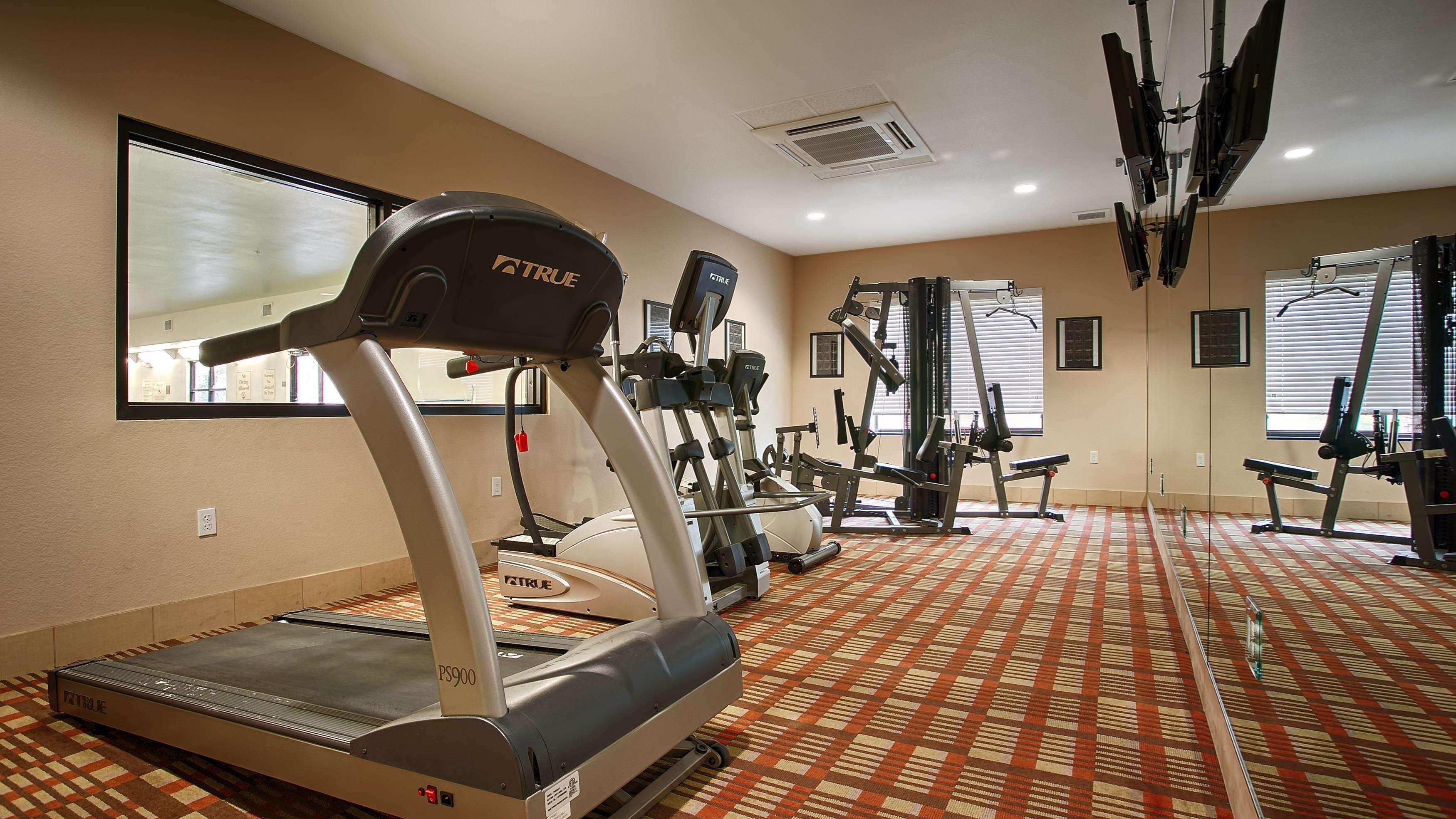 Best Western Plus Desoto Inn & Suites Mansfield Екстериор снимка