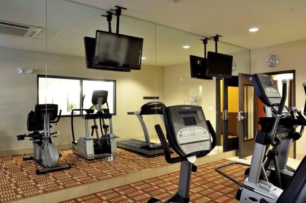 Best Western Plus Desoto Inn & Suites Mansfield Съоръжения снимка