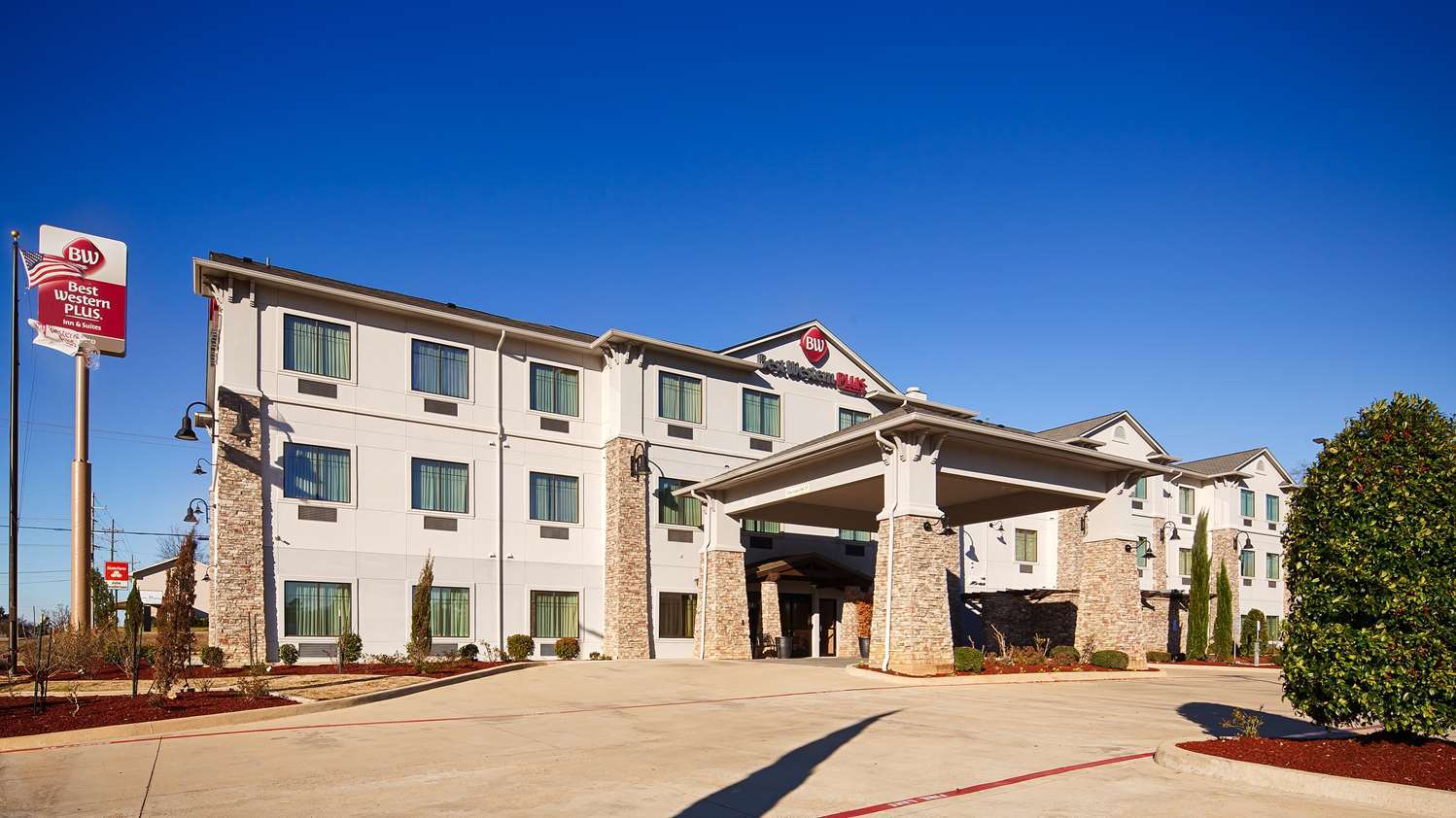 Best Western Plus Desoto Inn & Suites Mansfield Екстериор снимка
